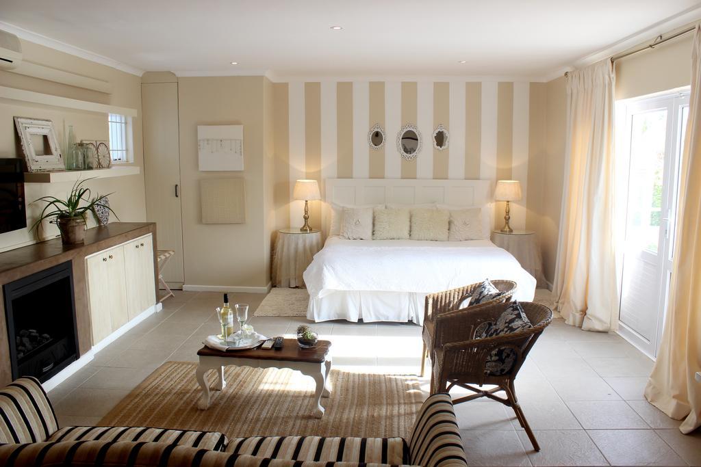 Oak Village B&B Stellenbosch Szoba fotó